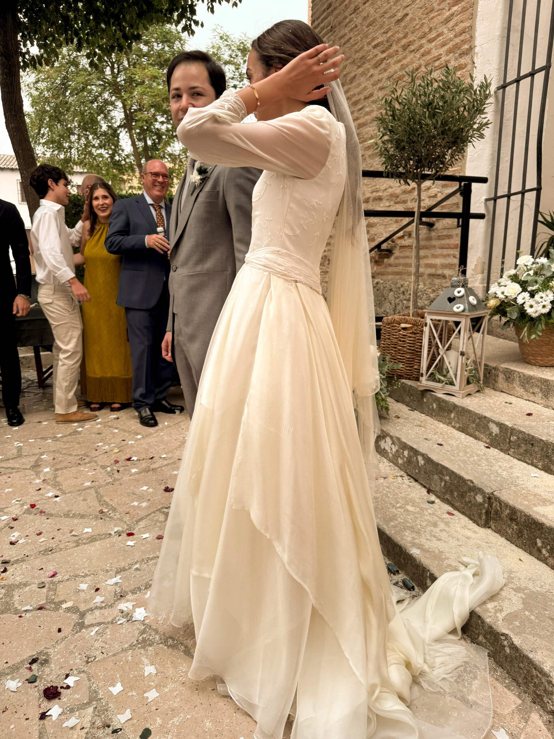 Vestido de novia — Mónica
